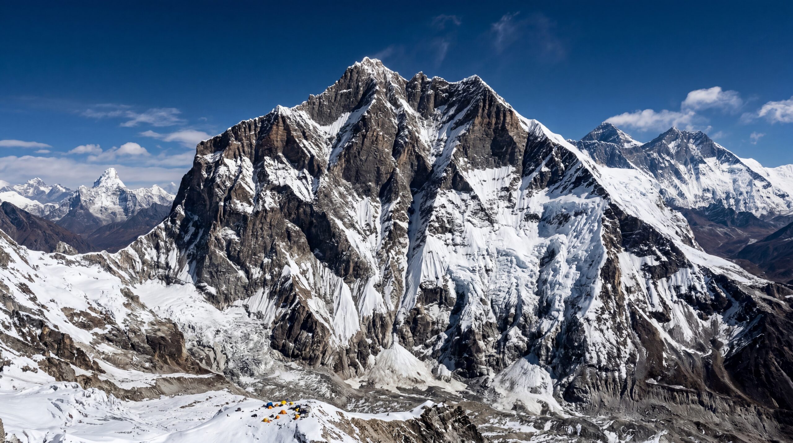 Гора Лхоцзе, 8516 м